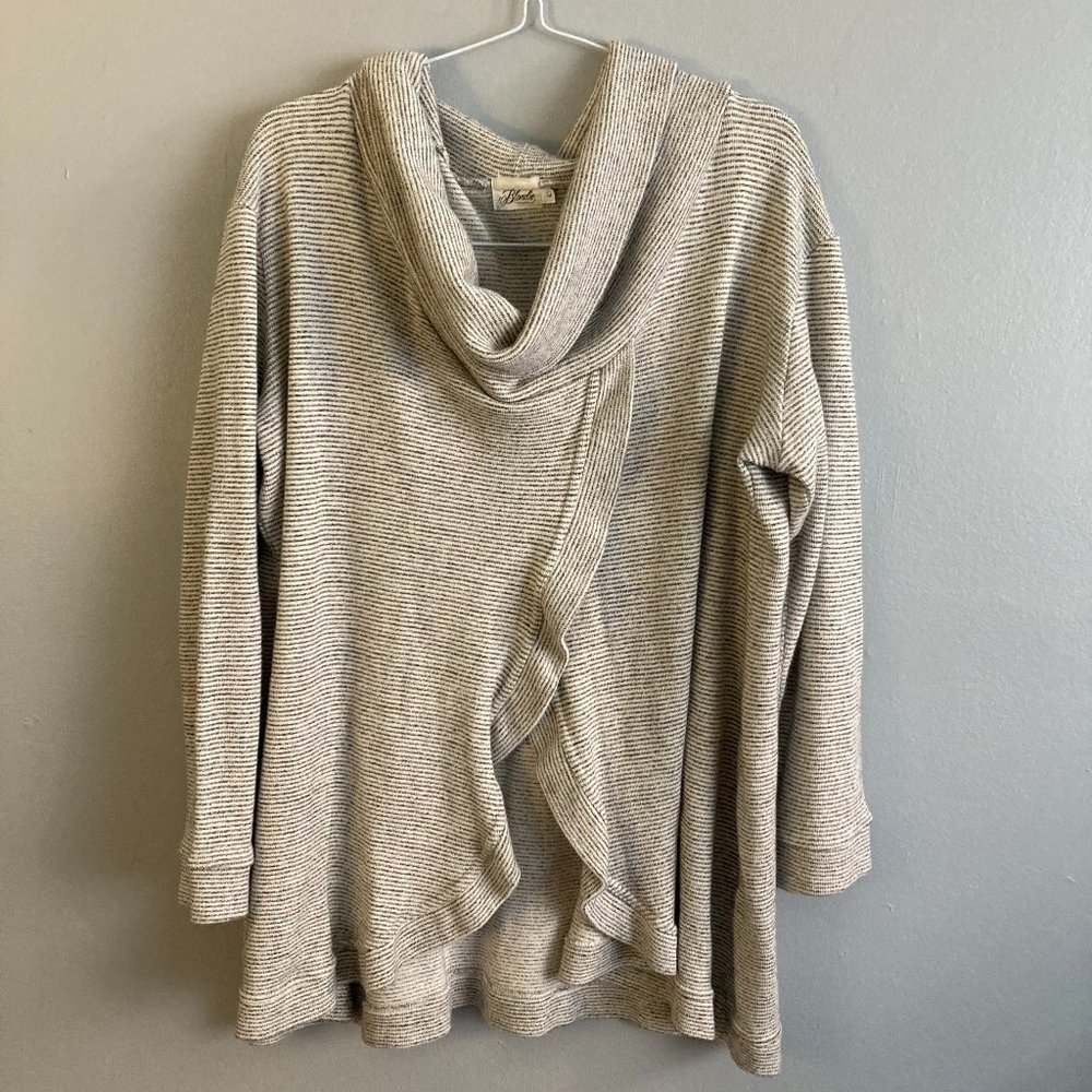 Blondie Apparel Sweater Cream Striped Size Large